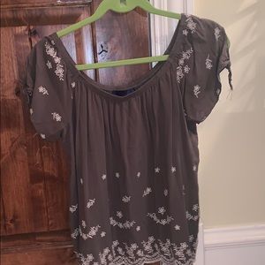 Green off the shoulder